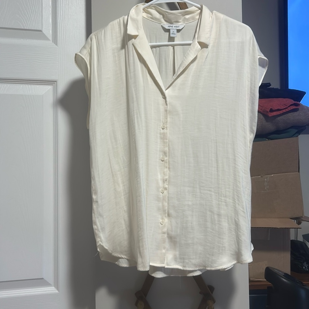 Nine West button down blouse